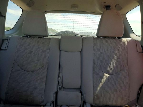 2012 TOYOTA RAV4 Standard — SUVN