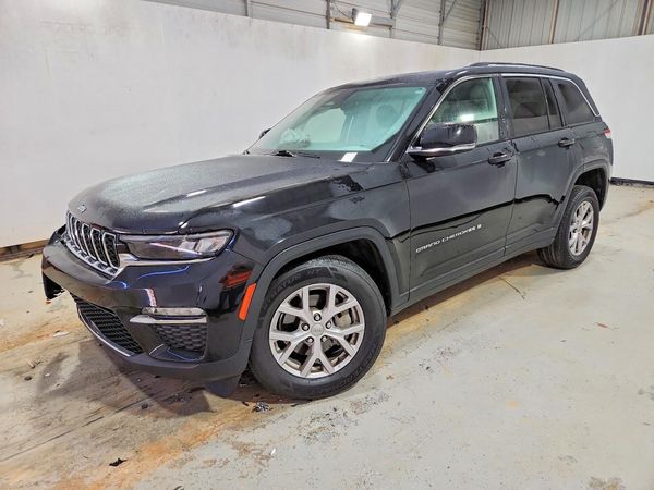 2022 JEEP GRAND CHEROKEE Limited — Front 3/4