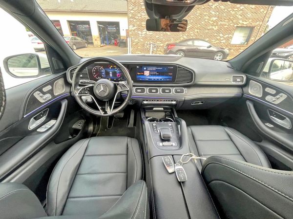 2024 MERCEDES-BENZ GLS