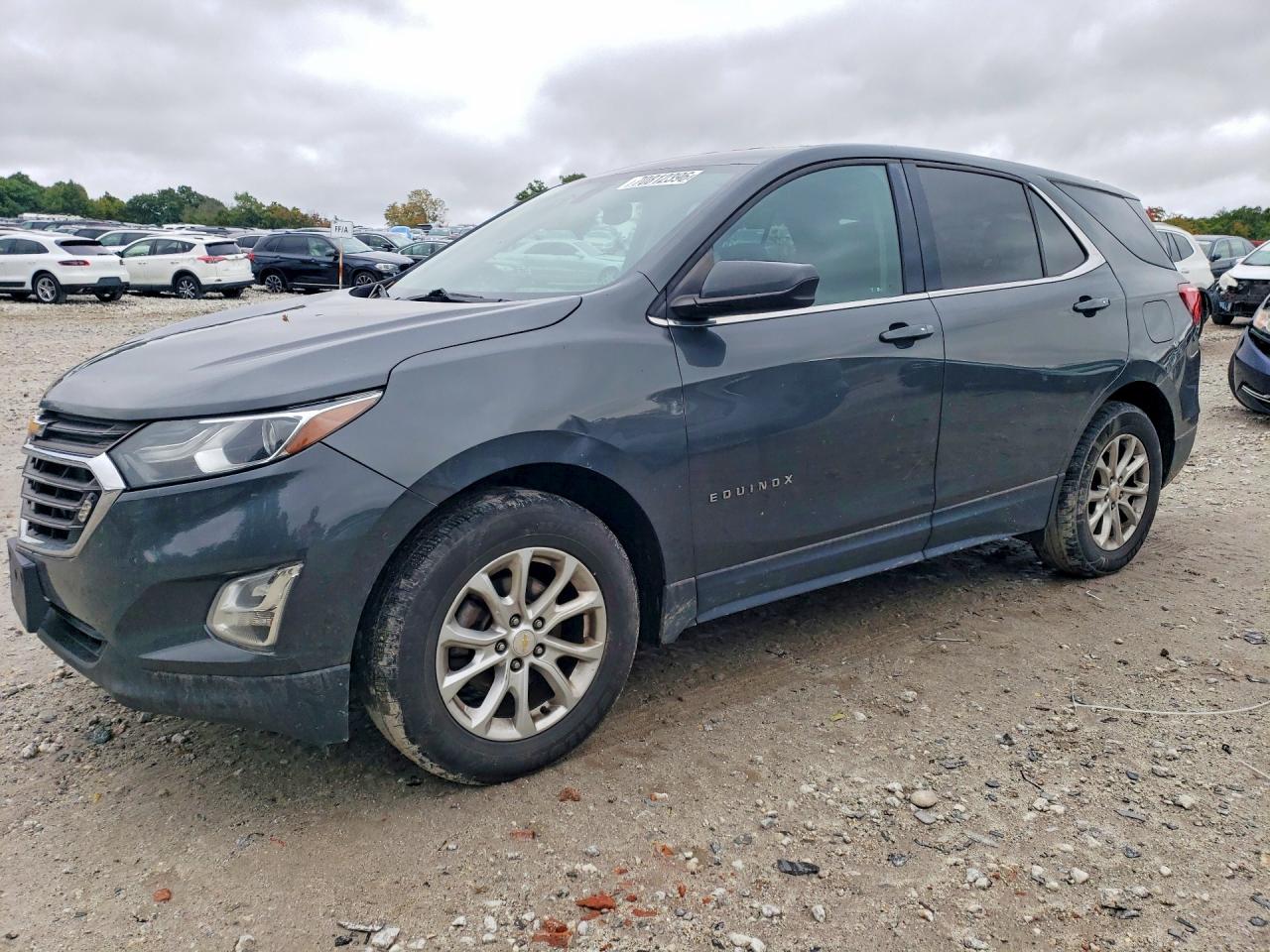 2018 CHEVROLET EQUINOX LT (1LT) — Front 3/4