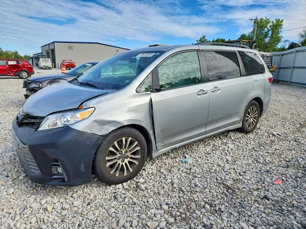 2019 TOYOTA SIENNA — DSFA — Front 3/4