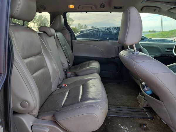 2019 TOYOTA SIENNA — PSRS
