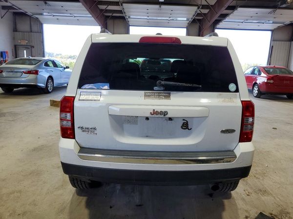 2016 JEEP PATRIOT Latitude — DIRR