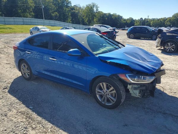 2018 HYUNDAI ELANTRA — Passenger 3/4