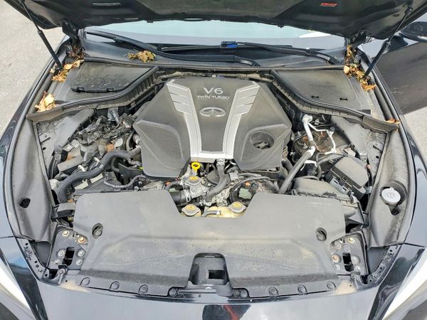 2018 INFINITI Q50 — Engine bay