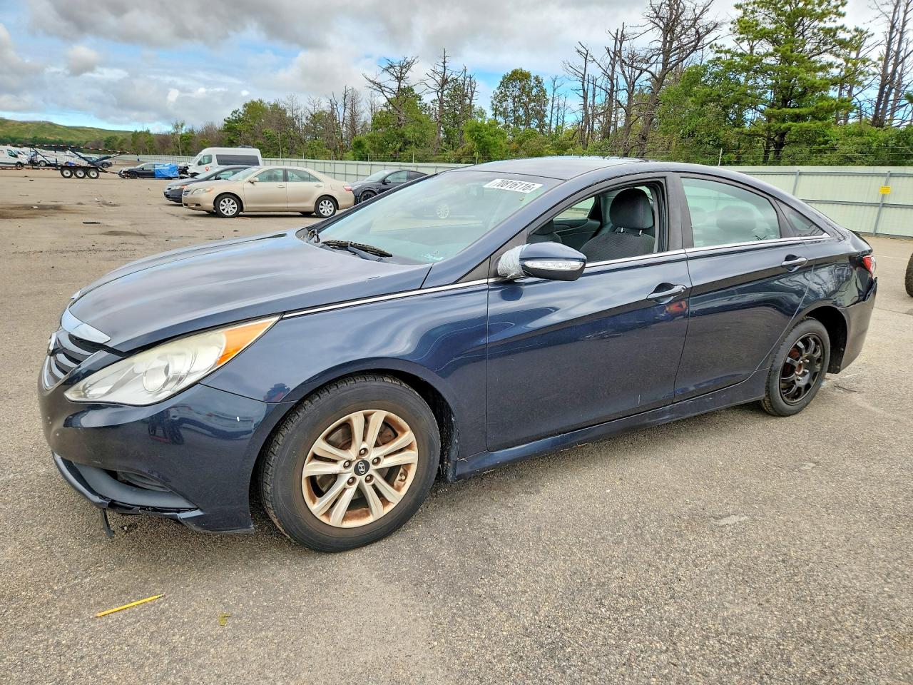 2014 HYUNDAI SONATA GLS/ GLS Popular — Front 3/4