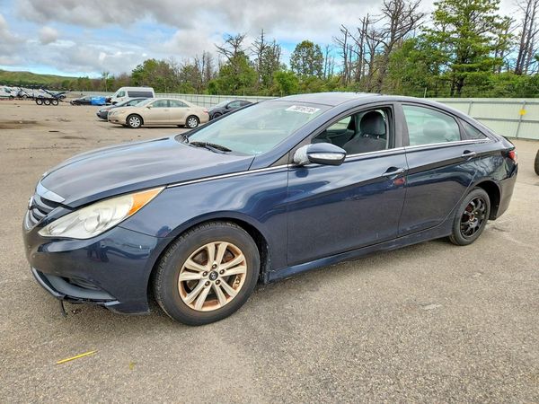 2014 HYUNDAI SONATA GLS/ GLS Popular — Front 3/4