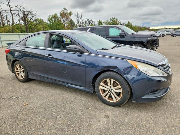 2014 HYUNDAI SONATA GLS/ GLS Popular — Passenger 3/4