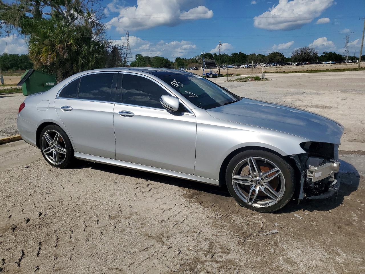 2017 MERCEDES-BENZ E E300