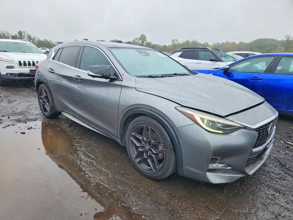 2017 INFINITI QX30 — Passenger 3/4
