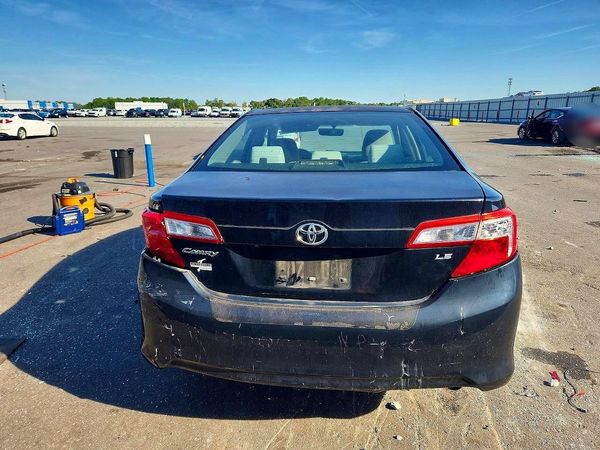 2014 TOYOTA CAMRY — DIRR
