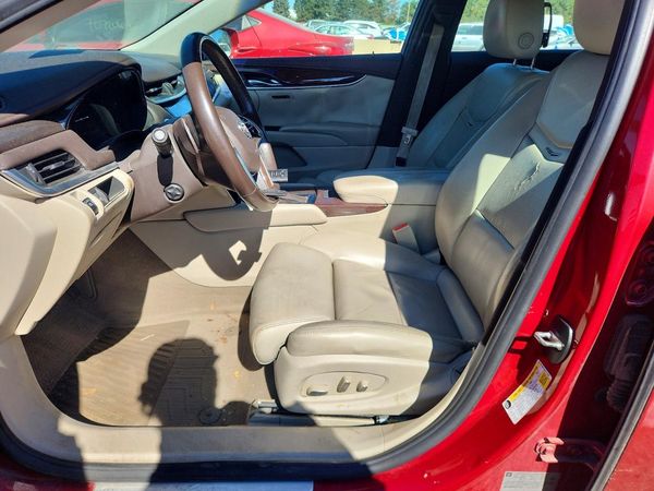 2014 CADILLAC XTS Luxury — DENT