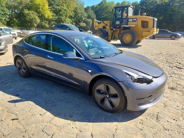 2018 TESLA MODEL 3 — Passenger 3/4