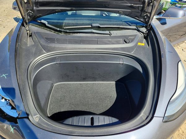 2018 TESLA MODEL 3 — Engine bay