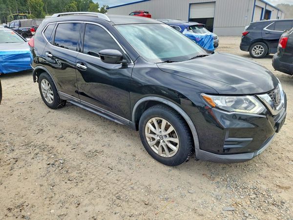 2018 NISSAN ROGUE — Passenger 3/4