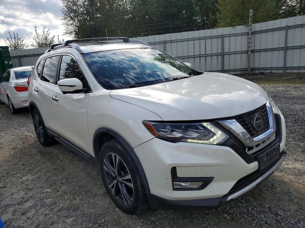 2018 NISSAN ROGUE — Passenger 3/4