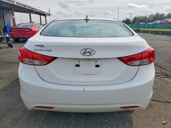 2013 HYUNDAI ELANTRA — DIRR