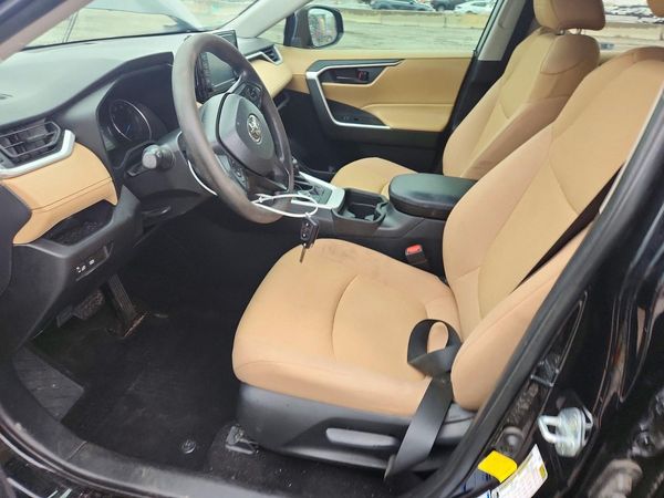 2021 TOYOTA RAV4 LE HV — DENT