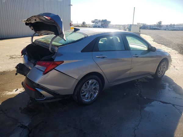 2025 HYUNDAI ELANTRA Blue, SEL Sport — PSRA