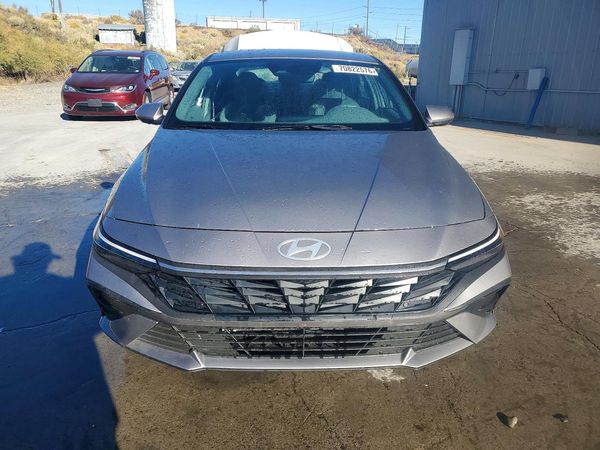2025 HYUNDAI ELANTRA Blue, SEL Sport — DIRF