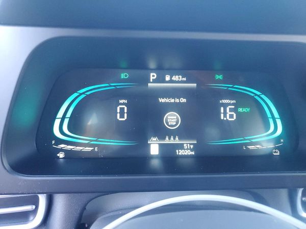 2025 HYUNDAI ELANTRA Blue, SEL Sport — ODOM