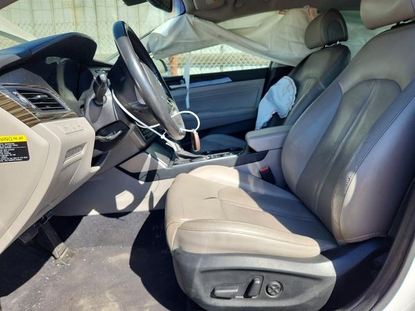2017 HYUNDAI SONATA Plug-in Hybrid Limited — DENT