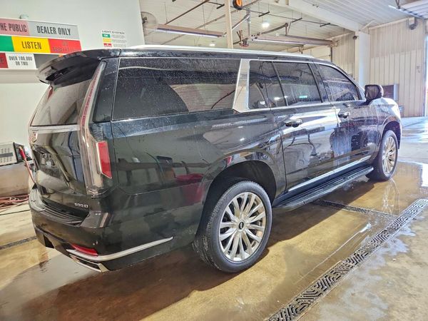 2022 CADILLAC ESCALADE Premium Luxury — PSRA
