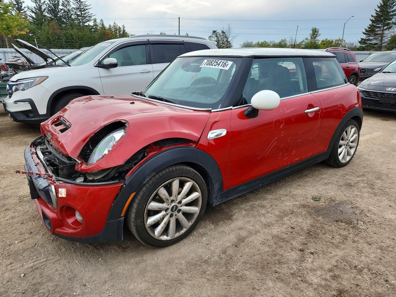 2018 MINI COOPER — Front 3/4