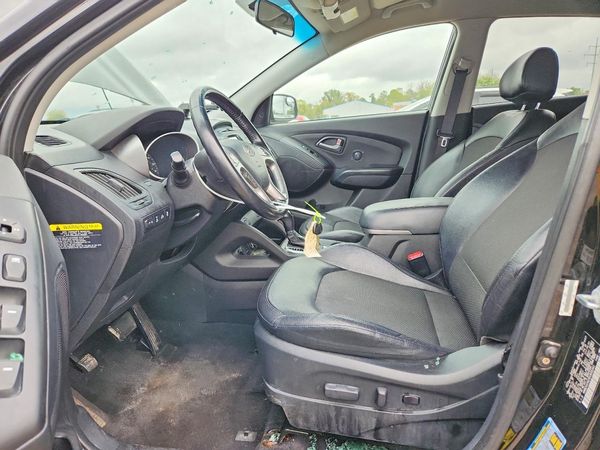 2014 HYUNDAI TUCSON GLS (Middle Level) — DENT