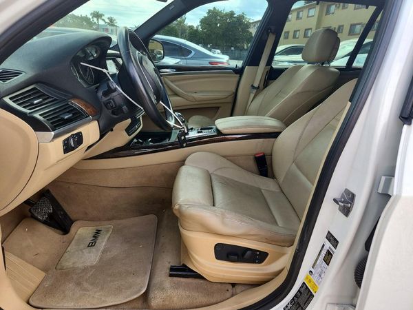 2012 BMW X5 — DENT