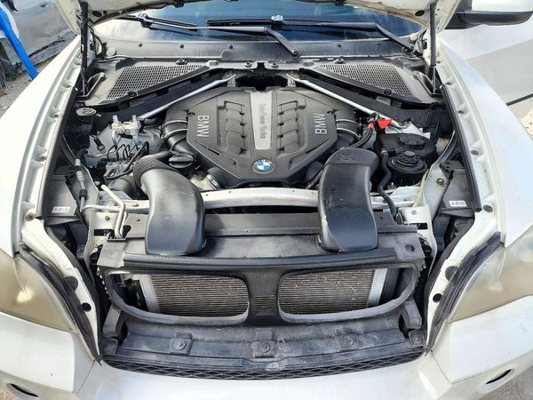 2012 BMW X5 — Engine bay