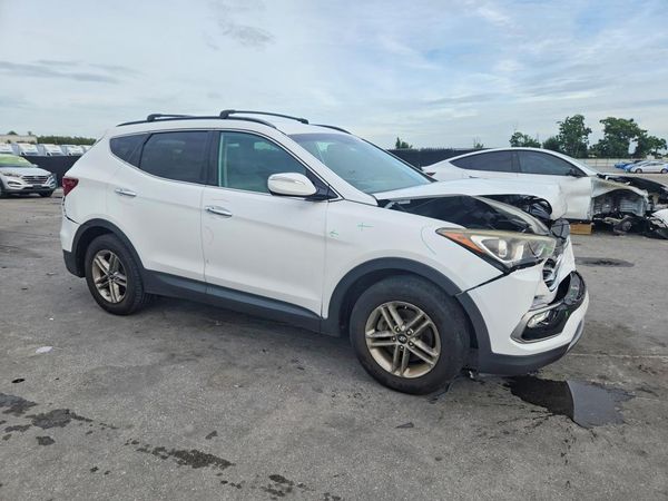 2018 HYUNDAI SANTA FE — Passenger 3/4