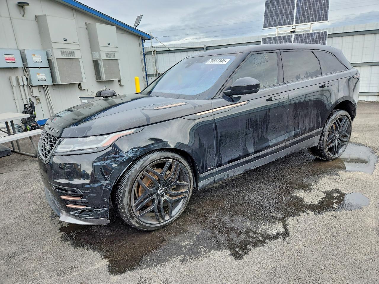 2018 LAND ROVER RANGEROVER R-Dynamic SE — Front 3/4