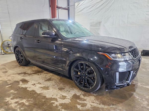2018 LAND ROVER RANGE ROVER SPORT HSE — Passenger 3/4