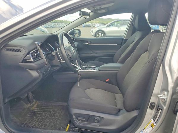 2024 TOYOTA CAMRY LE — DENT