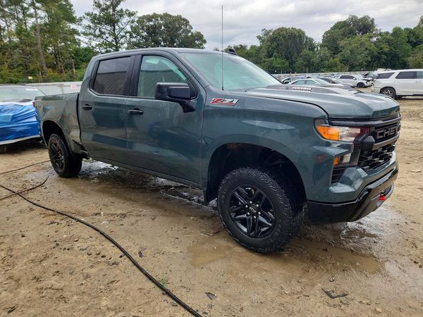 2025 CHEVROLET SILVERADO Trail Boss Custom — Passenger 3/4