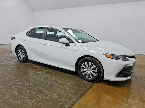 2023 TOYOTA CAMRY LE — Passenger 3/4