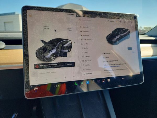 2024 TESLA MODEL Y — ODOM