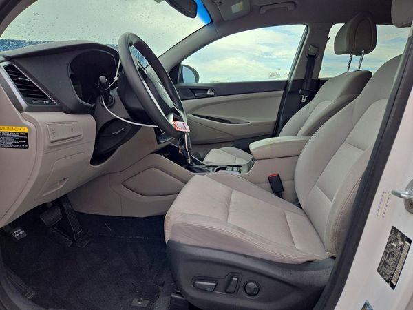 2018 HYUNDAI TUCSON — DENT