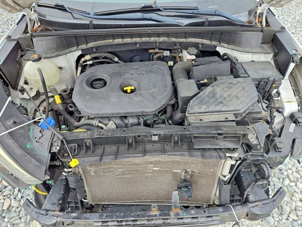 2018 HYUNDAI TUCSON — Engine bay
