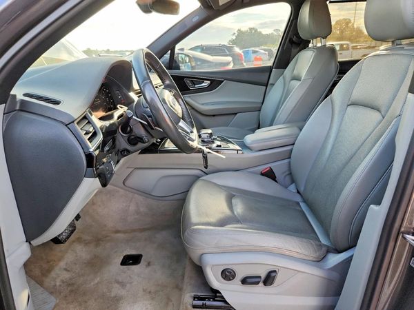 2018 AUDI Q7 quattro Premium Plus — DENT
