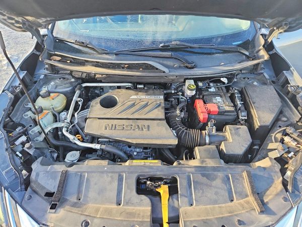 2023 NISSAN ROGUE S — Engine bay