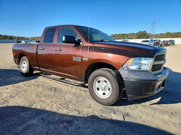 2014 RAM 1500 ST — Passenger 3/4