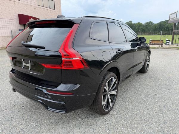2024 VOLVO XC60