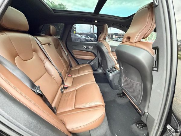 2024 VOLVO XC60