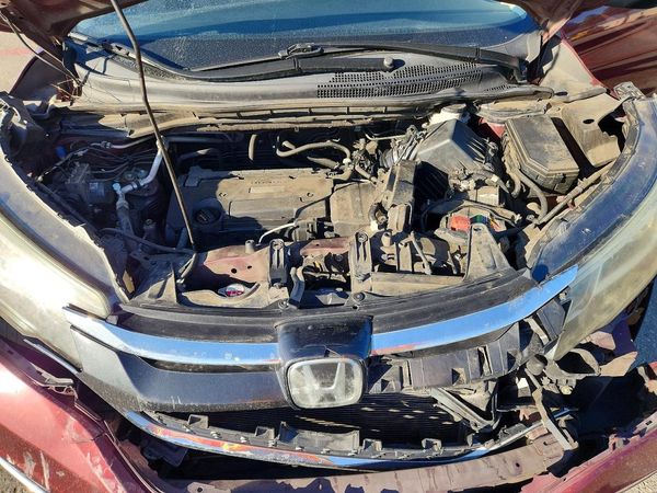 2016 HONDA CRV Touring — Engine bay