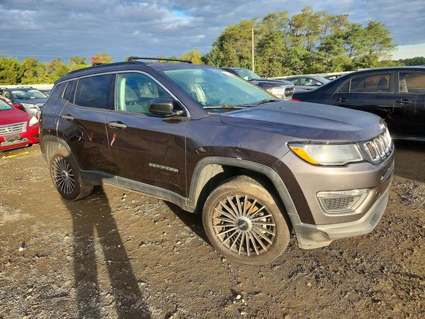 2019 JEEP COMPASS Sport — Passenger 3/4