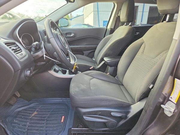 2019 JEEP COMPASS Sport — DENT