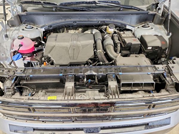 2026 HYUNDAI SANTA FE XRT — Engine bay