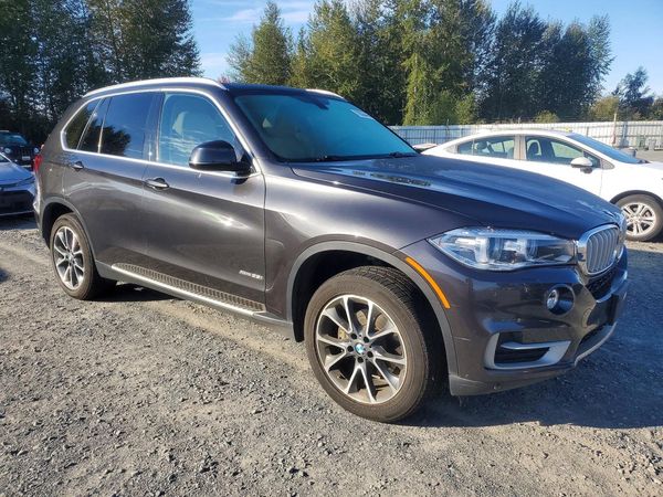 2015 BMW X5 xDrive35i — Passenger 3/4